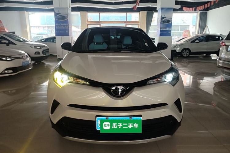 Used Toyota IZOA 2020 2.0L Yi Xiang CARE Front