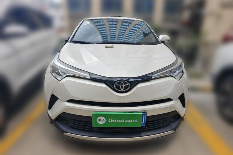 Used Toyota IZOA 2020 2.0L Yi Xiang CARE Front