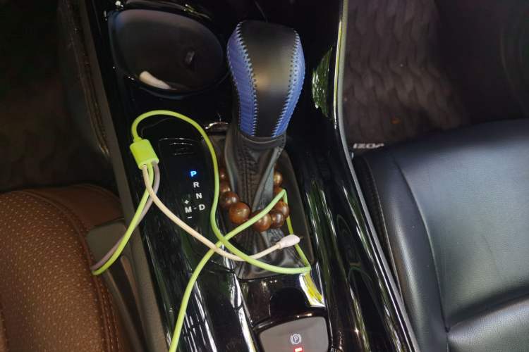 Used Toyota IZOA 2020 2.0L Enjoy Edition Gear Lever