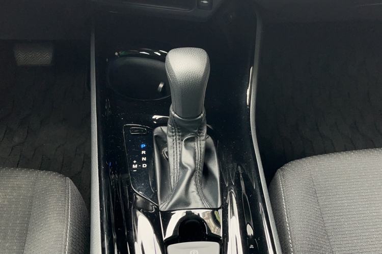 Used Toyota IZOA 2020 2.0L Enjoy Edition Gear Lever