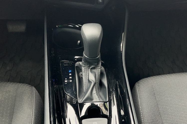 Used Toyota IZOA 2020 2.0L Enjoy Edition Gear Lever