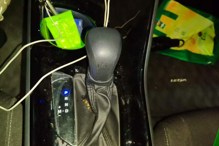 Used Toyota IZOA 2020 2.0L Enjoy Edition Gear Lever