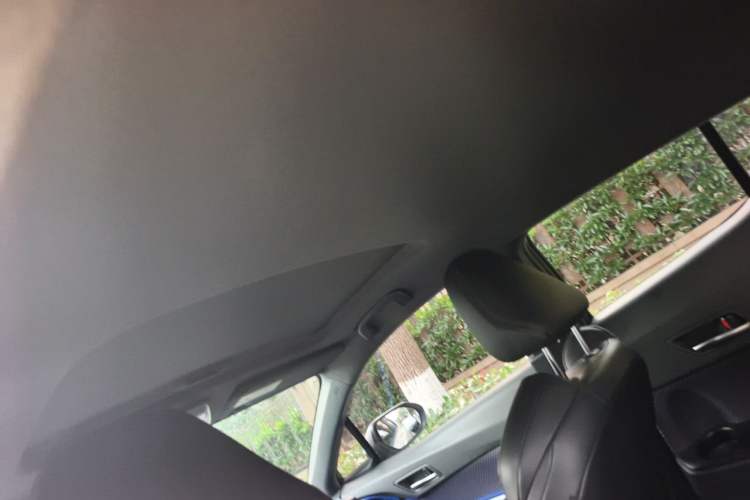 Used Toyota IZOA 2020 2.0L Yichi Version Headliner