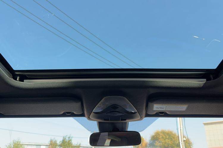 Used Toyota IZOA 2020 2.0L Yichi Version Headliner