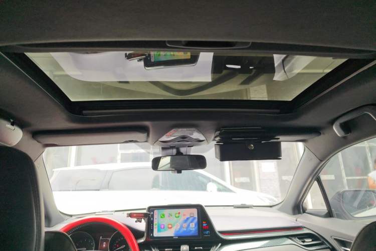Used Toyota IZOA 2020 2.0L Yichi Version Headliner