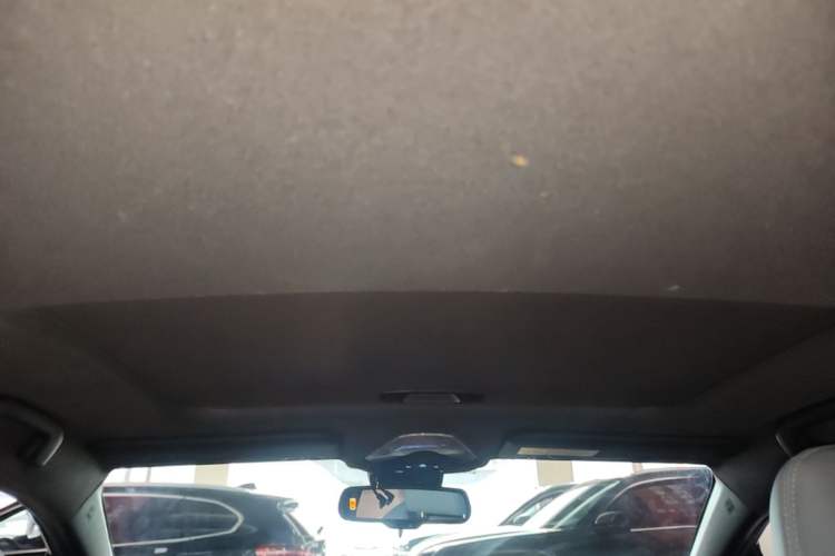 Used Toyota IZOA 2020 2.0L Yi Xiang CARE Headliner