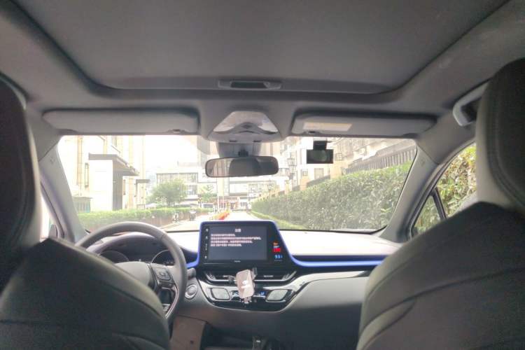 Used Toyota IZOA 2020 2.0L Yichi Version Headliner