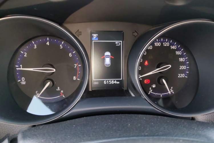 Used Toyota IZOA 2020 2.0L Yichi Version Instrument Cluster