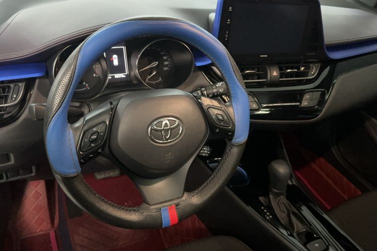 Used Toyota IZOA 2020 2.0L Enjoy Edition Interior 2