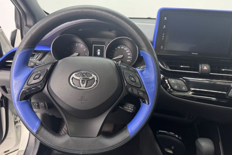 Used Toyota IZOA 2020 2.0L Enjoy Edition Interior 3