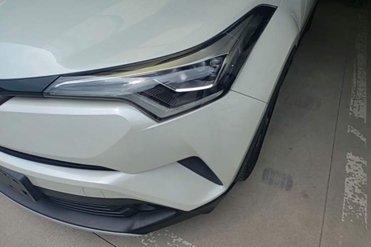 Used Toyota IZOA 2020 2.0L Yichi Version Left Front Headlight