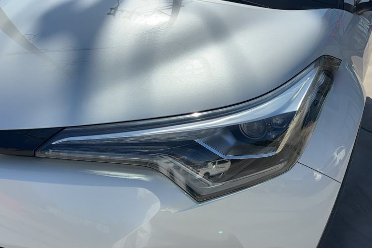 Used Toyota IZOA 2020 2.0L Yichi Version Left Front Headlight