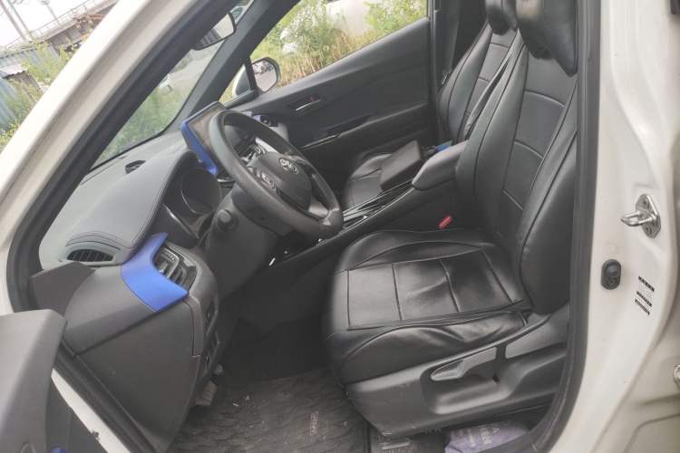 Used Toyota IZOA 2020 2.0L Enjoy Edition Left Front Seat