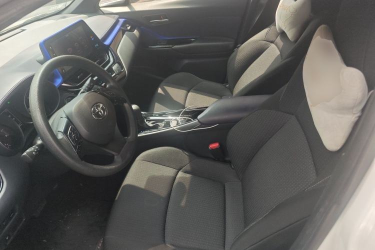 Used Toyota IZOA 2020 2.0L Enjoy Edition Left Front Seat