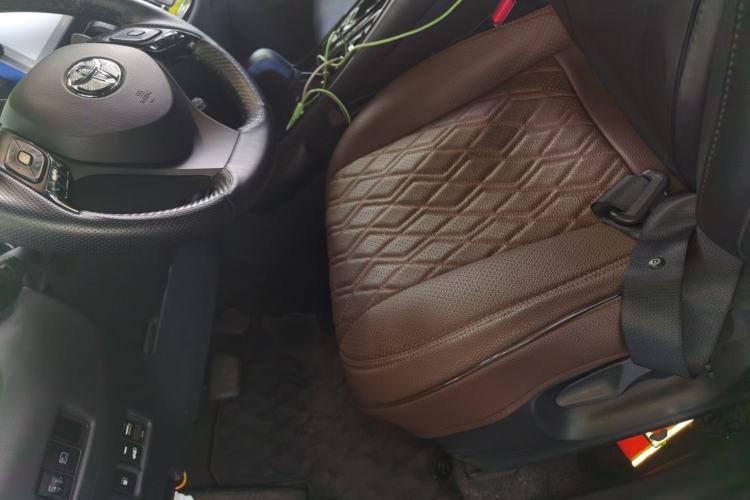 Used Toyota IZOA 2020 2.0L Enjoy Edition Left Front Seat