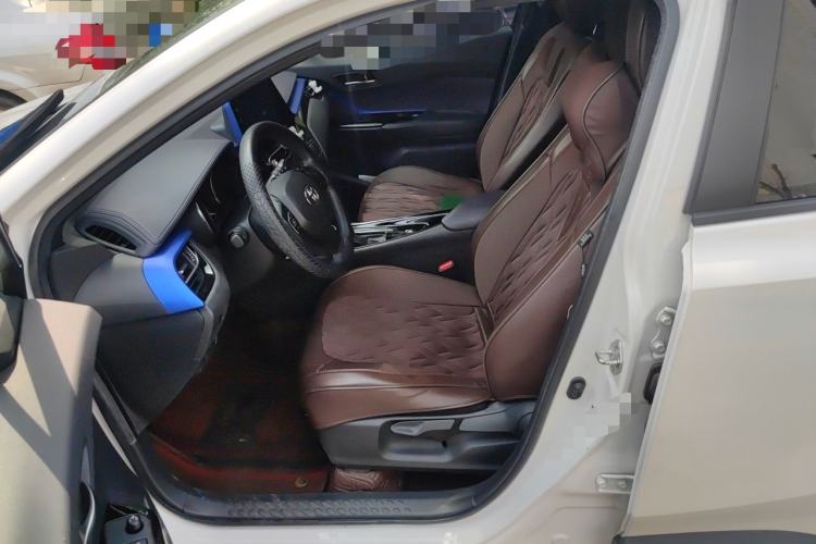 Used Toyota IZOA 2020 2.0L Enjoy Edition Left Front Seat
