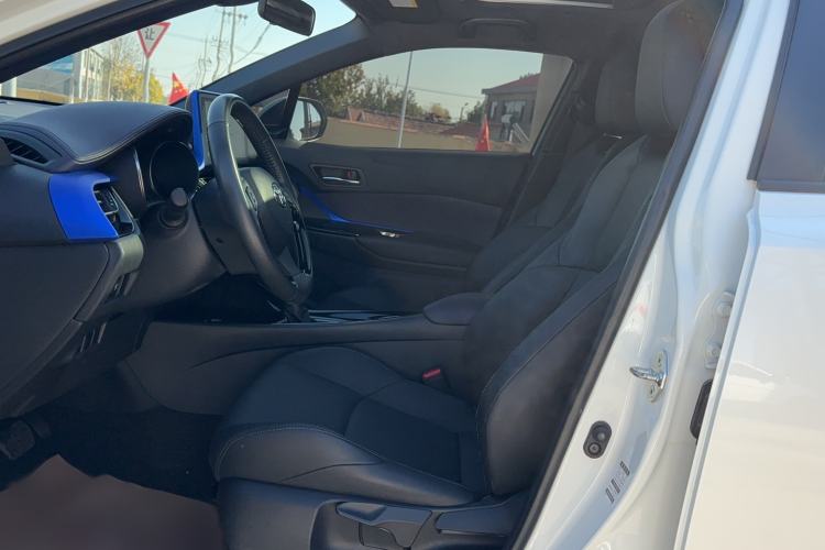 Used Toyota IZOA 2020 2.0L Yichi Version Left Front Seat