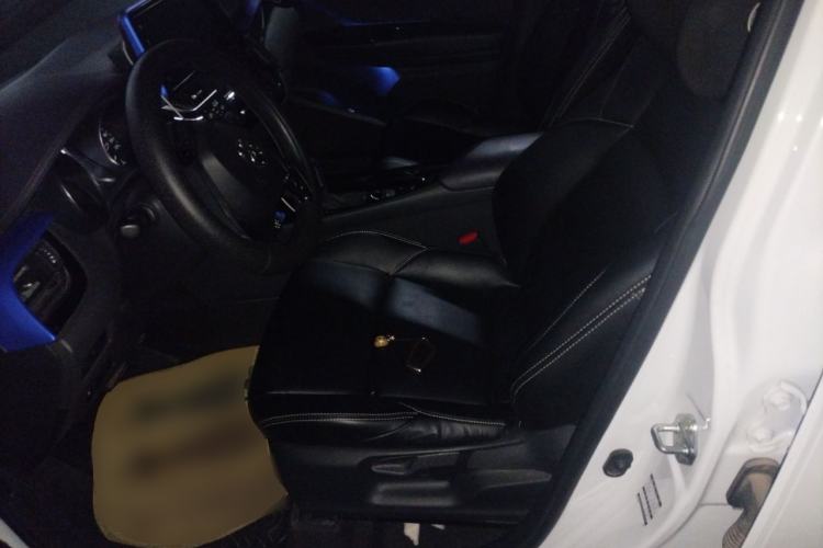 Used Toyota IZOA 2020 2.0L Enjoy Edition Left Front Seat
