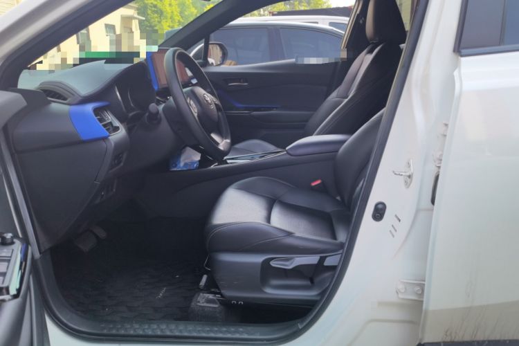 Used Toyota IZOA 2020 2.0L Enjoy Edition Left Front Seat