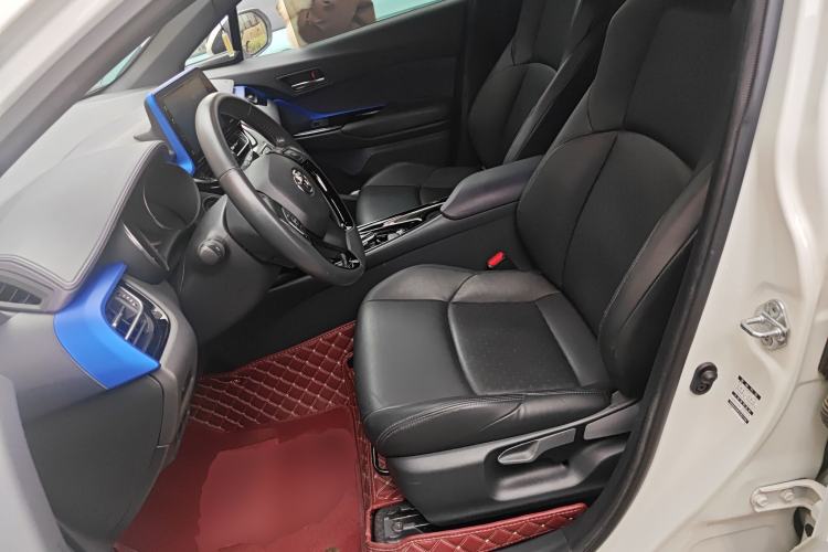 Used Toyota IZOA 2020 2.0L Yichi Version Left Front Seat