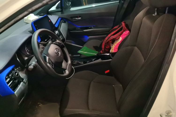 Used Toyota IZOA 2020 2.0L Enjoy Edition Left Front Seat