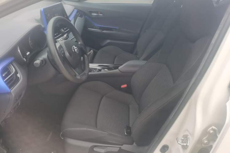 Used Toyota IZOA 2020 2.0L Enjoy Edition Left Front Seat