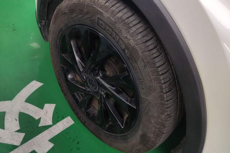 Used Toyota IZOA 2020 2.0L Yichi Version Left Front Wheel Hub