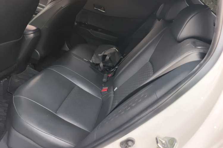 Used Toyota IZOA 2020 2.0L Yichi Version Left Rear Seat