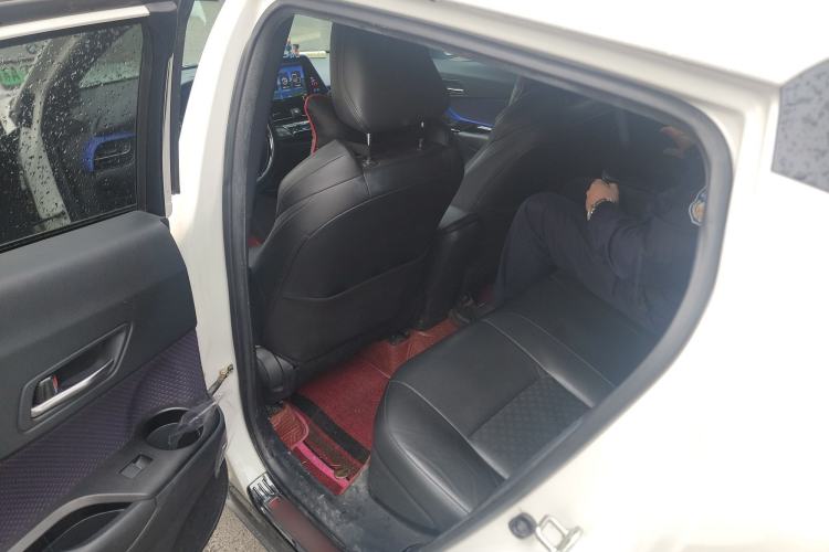 Used Toyota IZOA 2020 2.0L Yichi Version Left Rear Seat