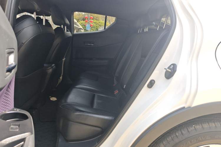 Used Toyota IZOA 2020 2.0L Yidong Edition Left Rear Seat
