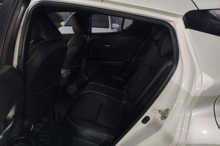 Used Toyota IZOA 2020 2.0L Yi Xiang CARE Left Rear Seat