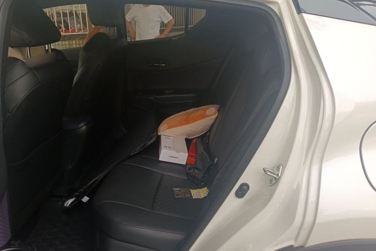 Used Toyota IZOA 2020 2.0L Yichi Version Left Rear Seat
