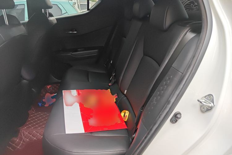 Used Toyota IZOA 2020 2.0L Yichi Version Left Rear Seat