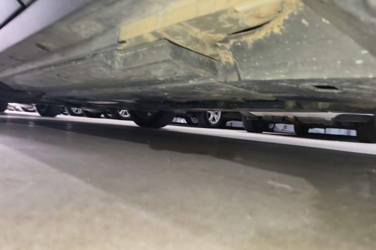 Used Toyota IZOA 2020 2.0L Yi Xiang CARE Left Side Sill