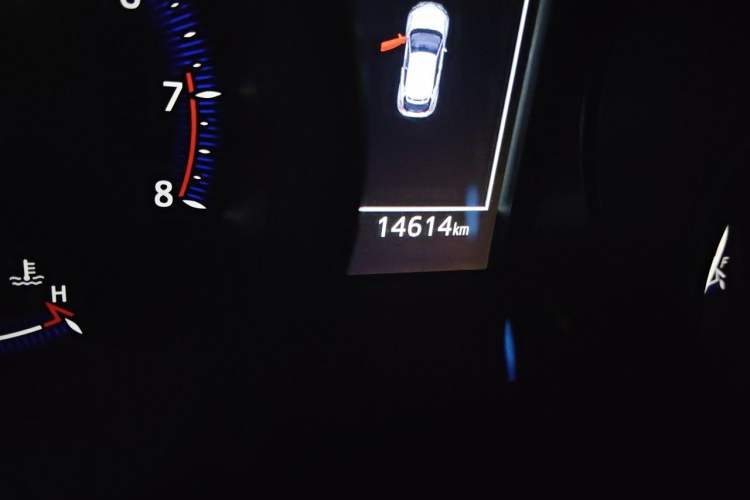 Used Toyota IZOA 2020 2.0L Enjoy Edition Odometer Close Up