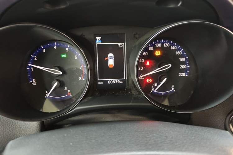 Used Toyota IZOA 2020 2.0L Yichi Version Odometer Close Up