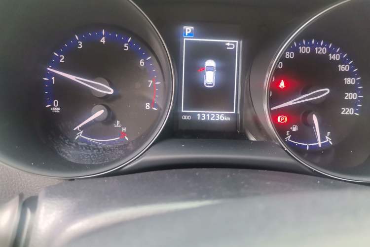 Used Toyota IZOA 2020 2.0L Enjoy Edition Odometer Close Up