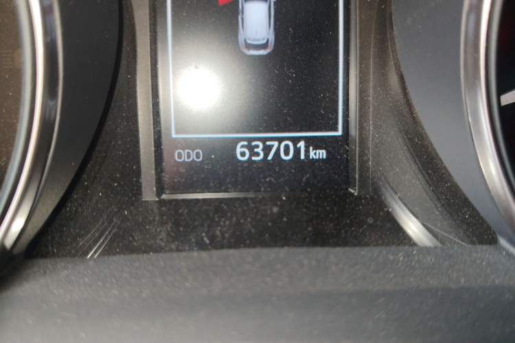 Used Toyota IZOA 2020 2.0L Enjoy Edition Odometer Close Up