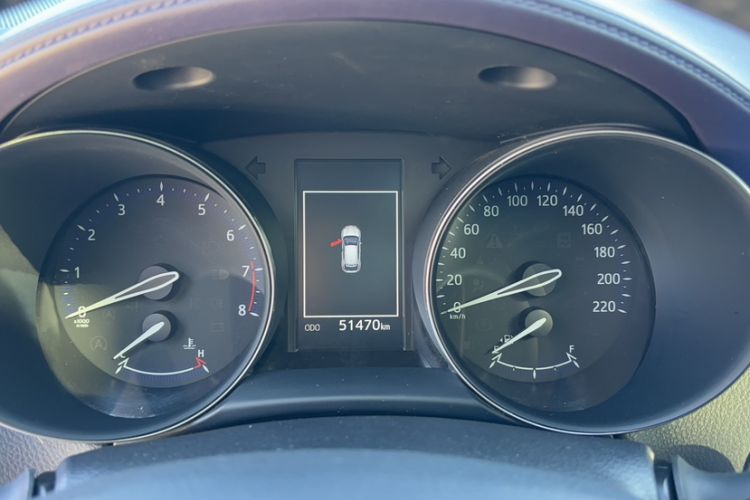 Used Toyota IZOA 2020 2.0L Yichi Version Odometer Close Up