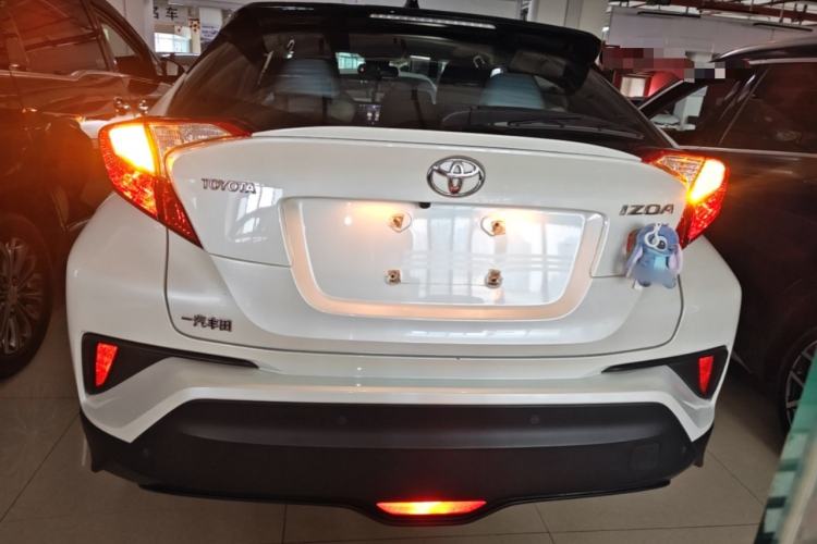 Used Toyota IZOA 2020 2.0L Yi Xiang CARE Rear
