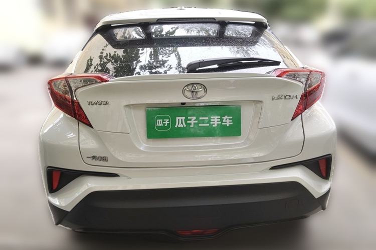 Used Toyota IZOA 2020 2.0L Yichi Version Rear
