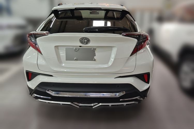 Used Toyota IZOA 2020 2.0L Yichi Version Rear