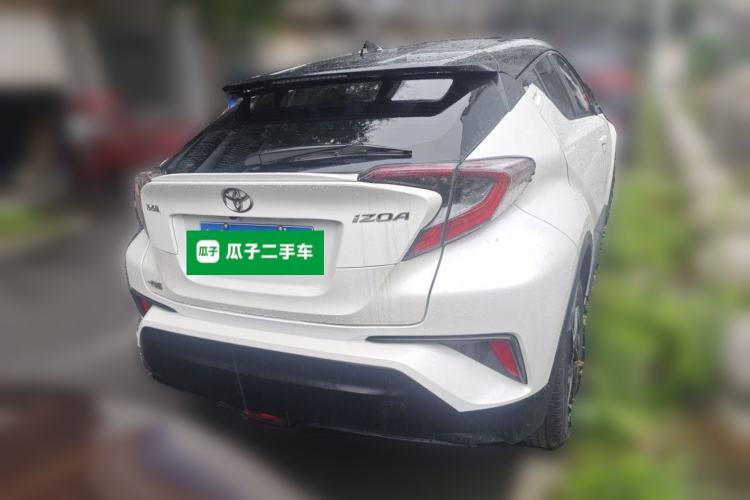 Used Toyota IZOA 2020 2.0L Yichi Version Rear