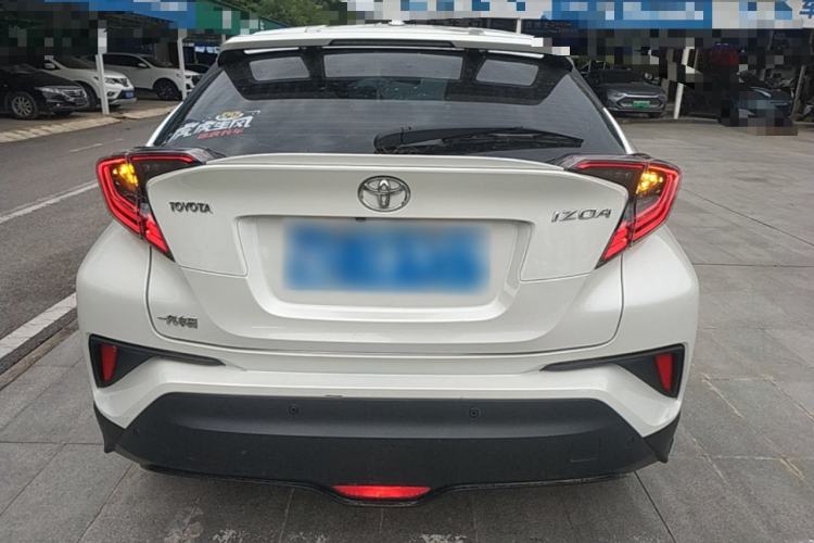 Used Toyota IZOA 2020 2.0L Yichi Version Rear