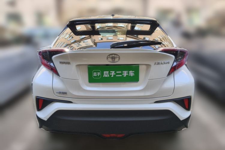 Used Toyota IZOA 2020 2.0L Yichi Version Rear