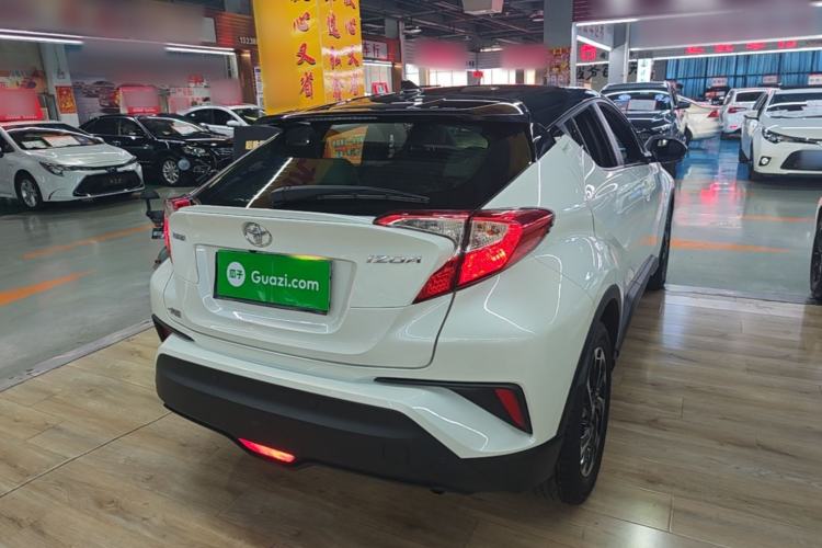 Used Toyota IZOA 2020 2.0L Yi Xiang CARE Rear Right 45 Deg
