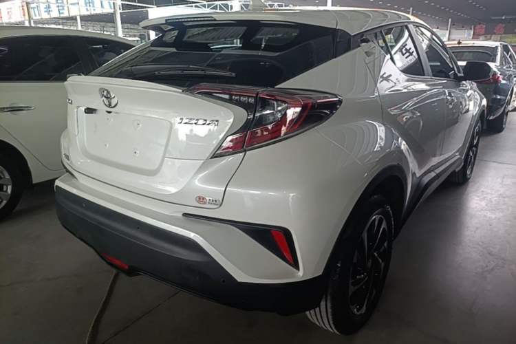 Used Toyota IZOA 2020 2.0L Yichi Version Rear Right 45 Deg