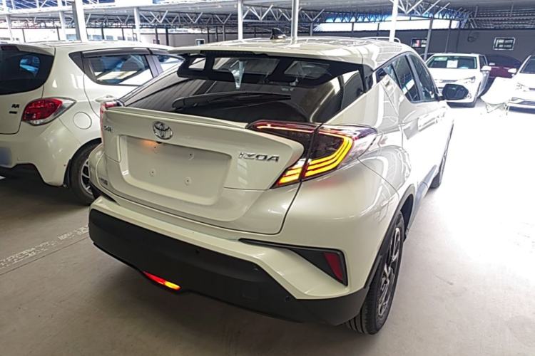 Used Toyota IZOA 2020 2.0L Yichi Version Rear Right 45 Deg