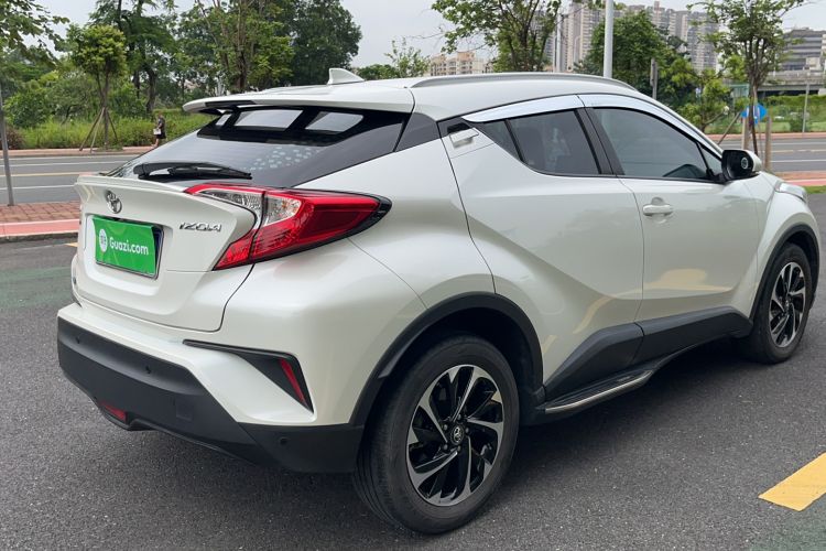Used Toyota IZOA 2020 2.0L Enjoy Edition Rear Right 45 Deg
