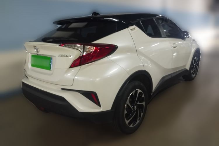 Used Toyota IZOA 2020 2.0L Enjoy Edition Rear Right 45 Deg